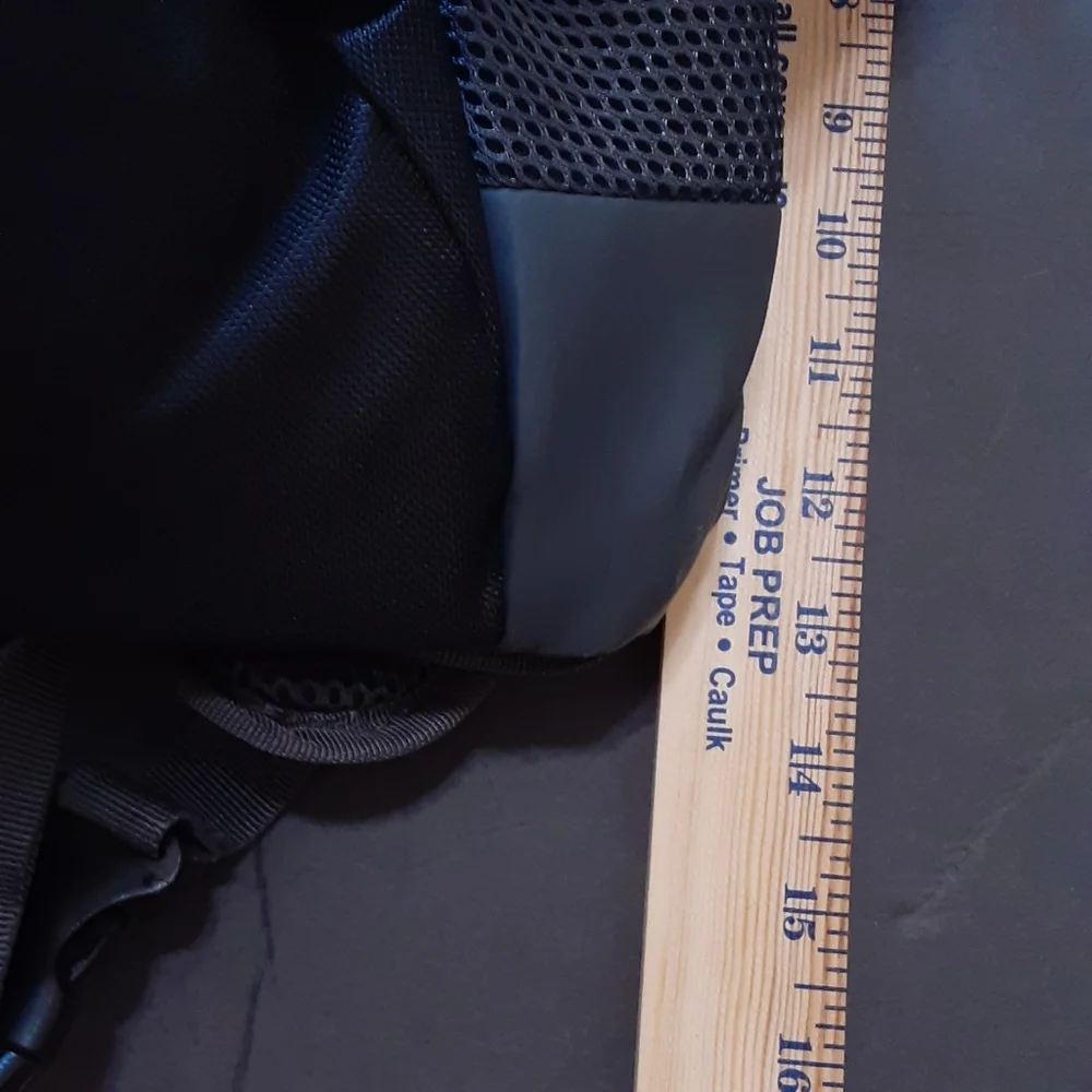 CLASSIC Fashion Collection Drawstring & Zipper Backpack - Picture 9 of 11